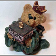 Heath as Casper with Frankencense-Boyds Bears Nativity Bearstone #2405