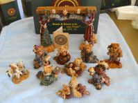 Nativity Scene-Boyds Bears Bearstone Resin Natvity Scene