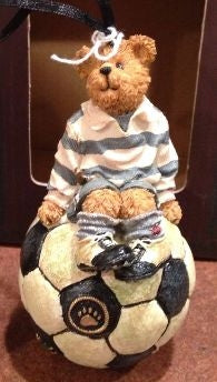 Striker-Boyds Bears Bearstone Soccer Ornament #257062 ***Hard to Find*** *