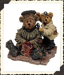 Frankie & Igor... Minor Adjustments-Boyds Bears Bearstone #81007 *