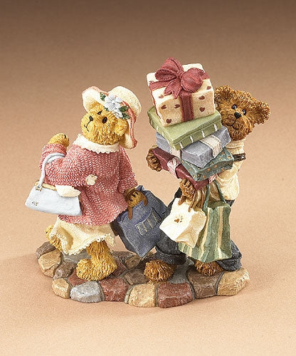 Ms Shopsalot with Schlepper-Boyds Bears Bearstone #2277990 *