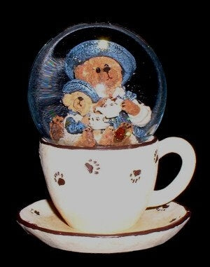 Catherine and Caitlin Berriweather... Fine Cup of Tea-Boyds Bears Bearstone Water Globe#02000-80 Exclusive *