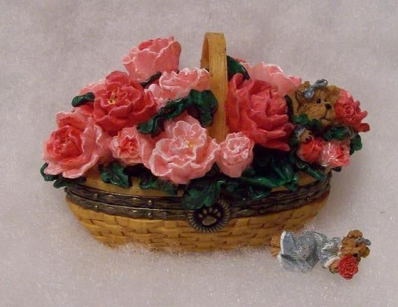 Miniature Peony Basket with Petal-Boyds Bears Treasure Box #392158LB Longaberger Exclusive ***Hard to Find*** *