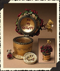 CUPID'S BOUQUET WITH PETALS MCNIBBLE-BOYDS BEARS TREASURE BOX #82060 *