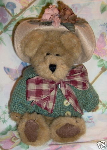 Mrs. Trumbull Red Plaid Bow-Boyds Bears #91833 *