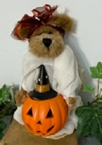 Ghost and Pumpkin-Boyds Bears Judith G Exclusive ***RARE