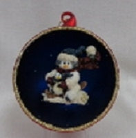 Nanuck...Winter Wonderland-Boyds Bears Resin Ornament #25956 *