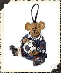 PENDLETON GOALSCORE...LET'S PLAY-BOYDS BEARS BEARSTONE SOCCER ORNAMENT  #25738 *