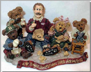 T.H.B...Work Is Love Made Visible-Boyds Bears 5th Anniversary Bearstone #227803 BBC Exclusive *
