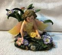 Violetta Faeriegaze...Pause and Reflect-Boyds Bears Resin Wee Folkstone #36110