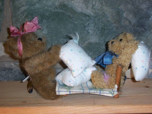 Pillow Fight-Judith G Boyds Bears Exclusive ***RARE*** *