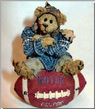 KNUTE...HALF TIME-BOYDS BEARS BEARSTONE FOOTBALL ORNAMENT #25705 *