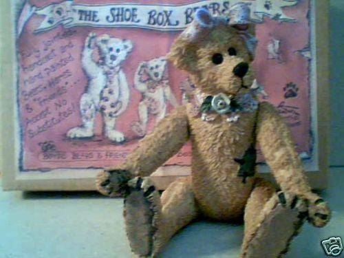 Gertrude "Gerti" Grizberg-Boyds Shoe Box Bear #3201 *