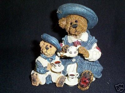 Catherine & Caitlin Berriweather...A Fine Cup of Tea-Boyds Bears Bearstone #02000-21 FOB Exclusive *