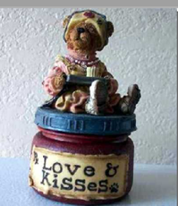 Rosemary Bearhugs ... TLC Nurse-Boyds Bears #2795SF Plays You've Got a Friend SFMB Exclusive