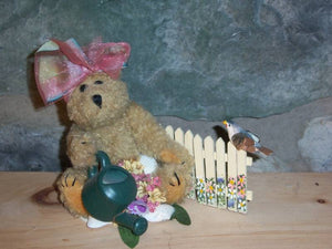 Gardening Bear-Judith G Exclusive Boyds Bears Collection ***RARE***