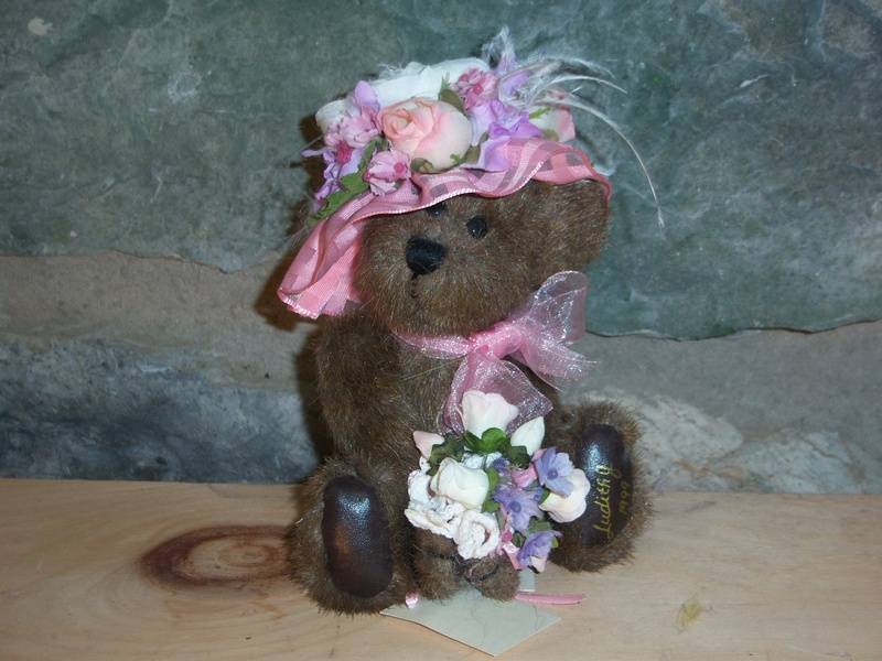 Flower Girl-Judith G Exclusive Boyds Bears Collection ***RARE***