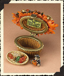 Autumn's Harvest Basket w/Alden McNibble-Boyds Bears Treasure Box #392151