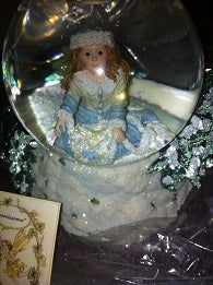 Krystal Faeriefrost.....First Snowfall-Boyds Bears Faerifrost Water Globe #271027.