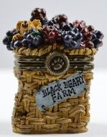 Lizzie's Berry Basket w/Currant McNibble-Boyds Bears Treasure Box #392110