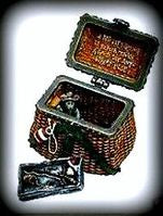 Opie's Creel Basket with Minnow McNibble-Boyds Bears Fishing Treasure Box #392125